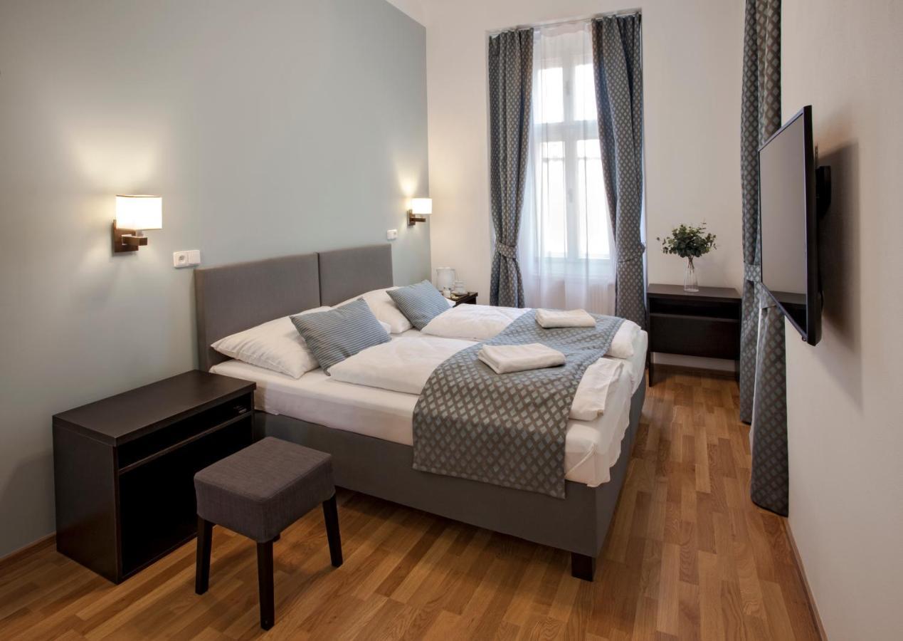 Residence Corto Old Town Prag Exteriör bild